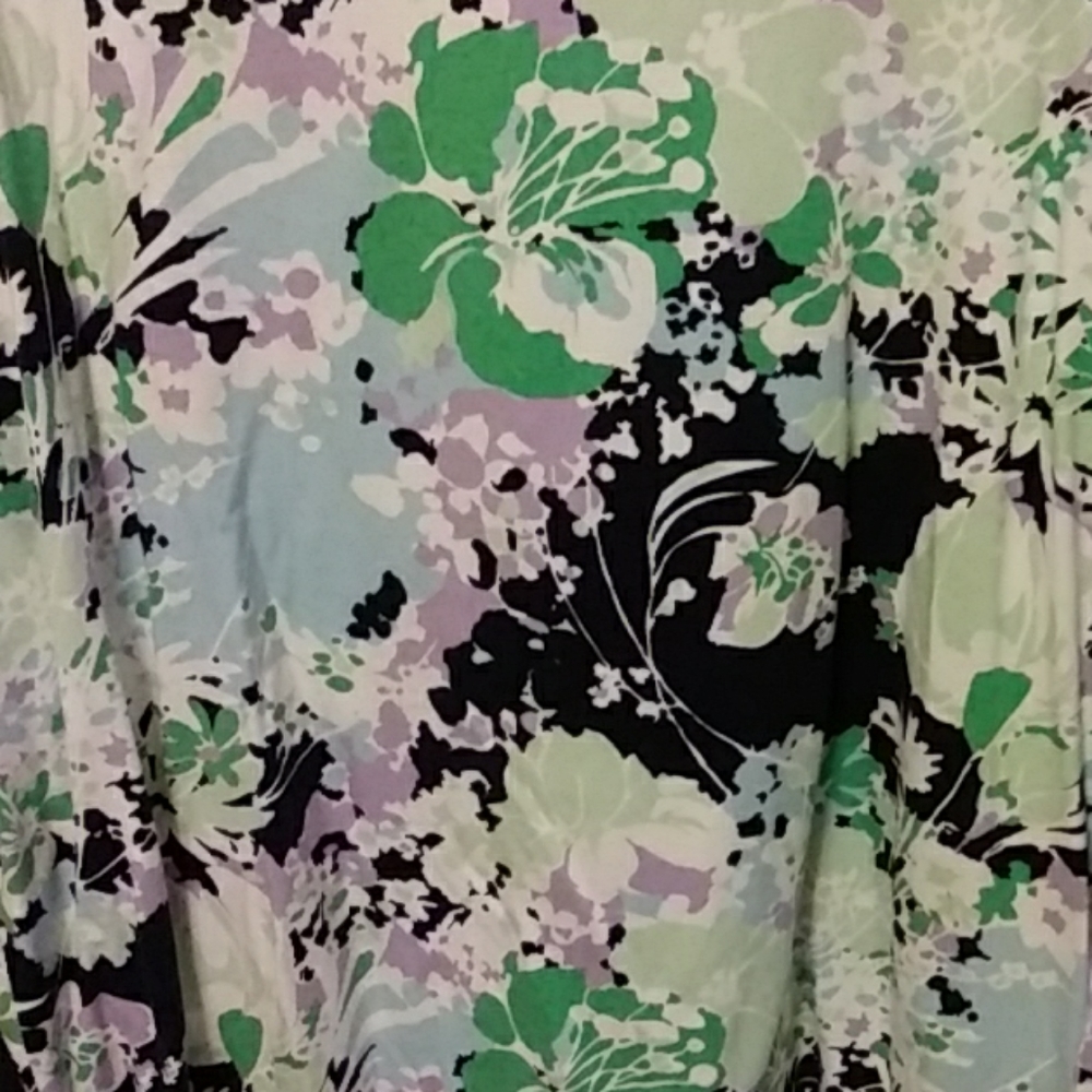 Beautiful floral top from Talbots